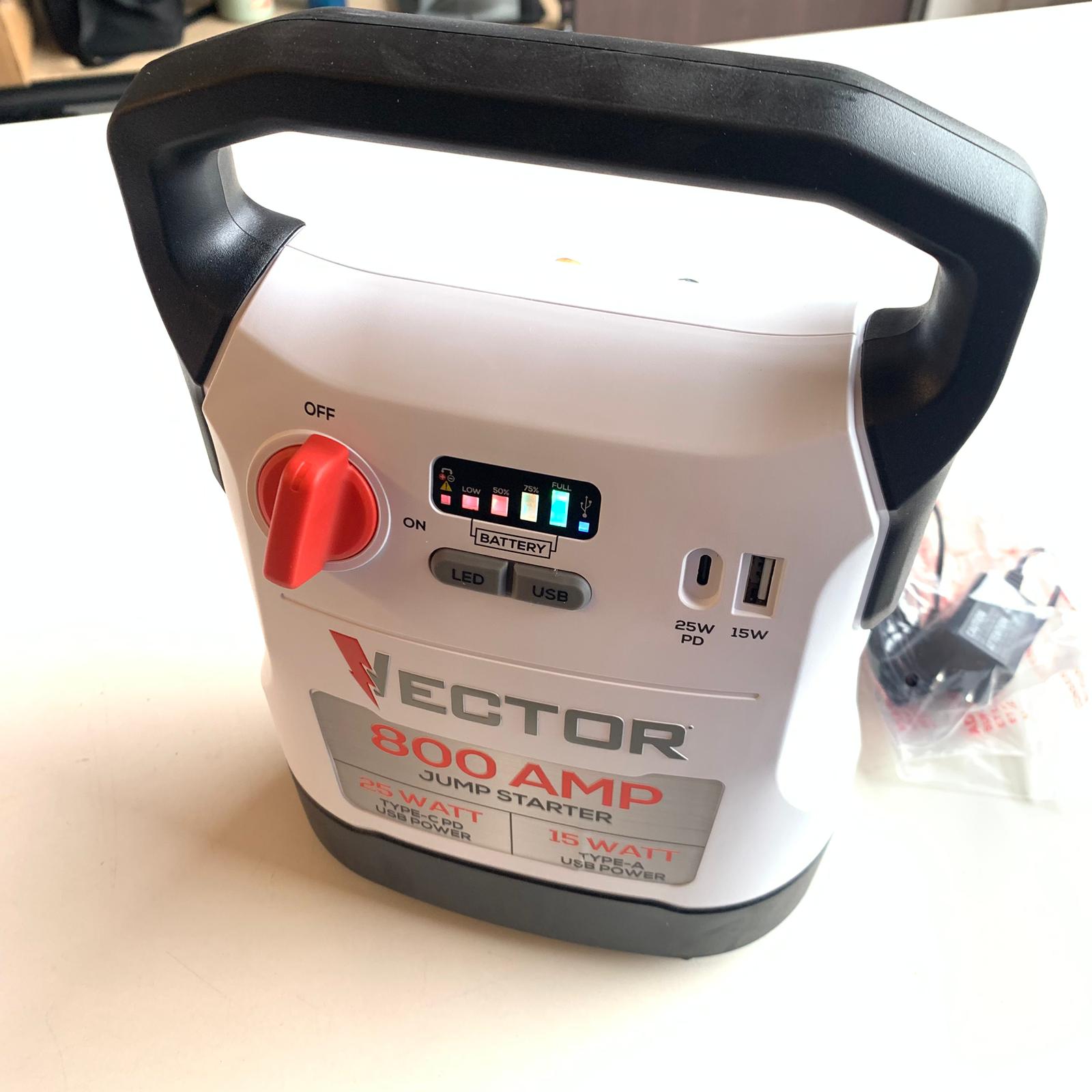 800A Jump Starter with USB Power (VECJ8) 800A Jump Starter with USB Power (VECJ8)